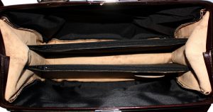 McFermoir Laptoptas XL met 2 voorvakken, ritsvak en trolleyband Donkerbruin