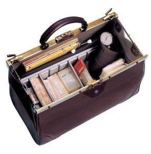 Karl Bollmann, 114122, Assista, bruin, 40 cm x 23 cm x 25(h) cm.