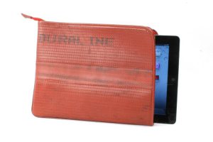 Elvis & Kresse Original Fire Hose iPad-hoes