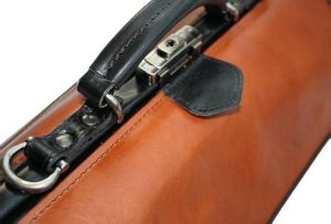 McFermoir dokterstas Large met A4 vak en ritsvak Cognac met zwart